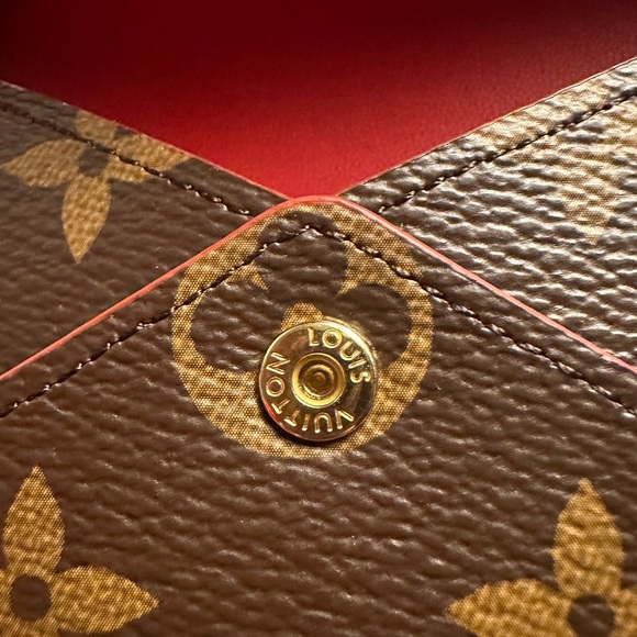 Classic Louis Vuitton Kirigami Set - Picture 13 of 16
